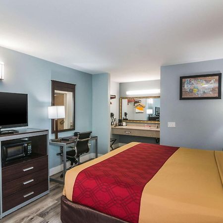 Econo Lodge Hesperia - Victorville I-15 מראה חיצוני תמונה