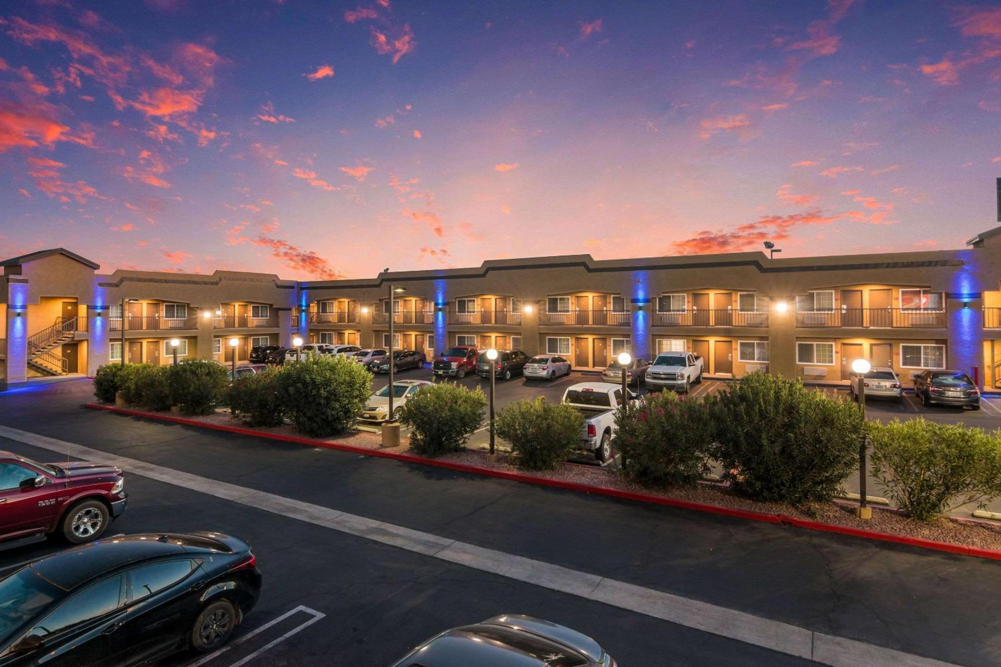 Econo Lodge Hesperia - Victorville I-15 מראה חיצוני תמונה