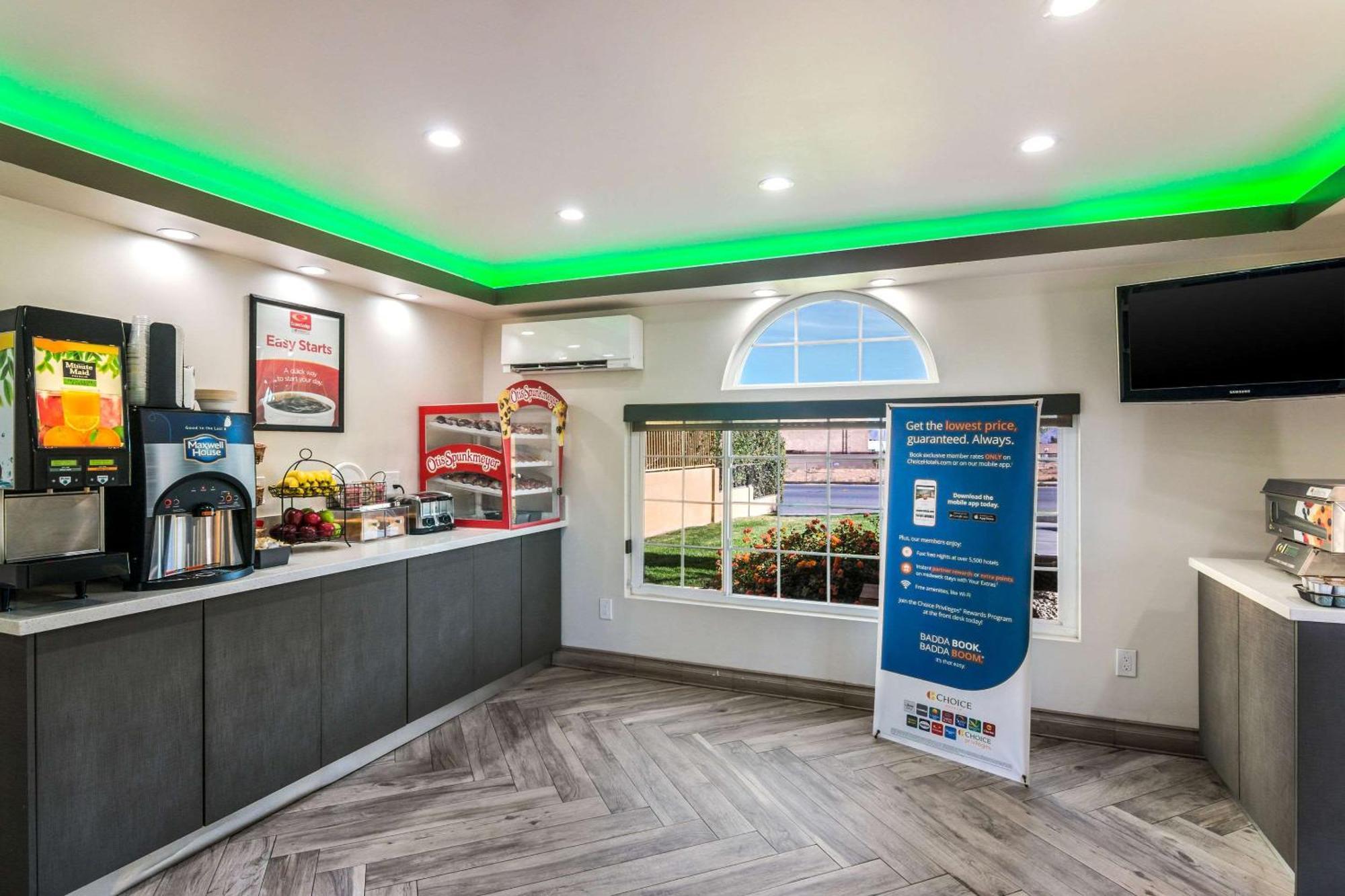 Econo Lodge Hesperia - Victorville I-15 מראה חיצוני תמונה