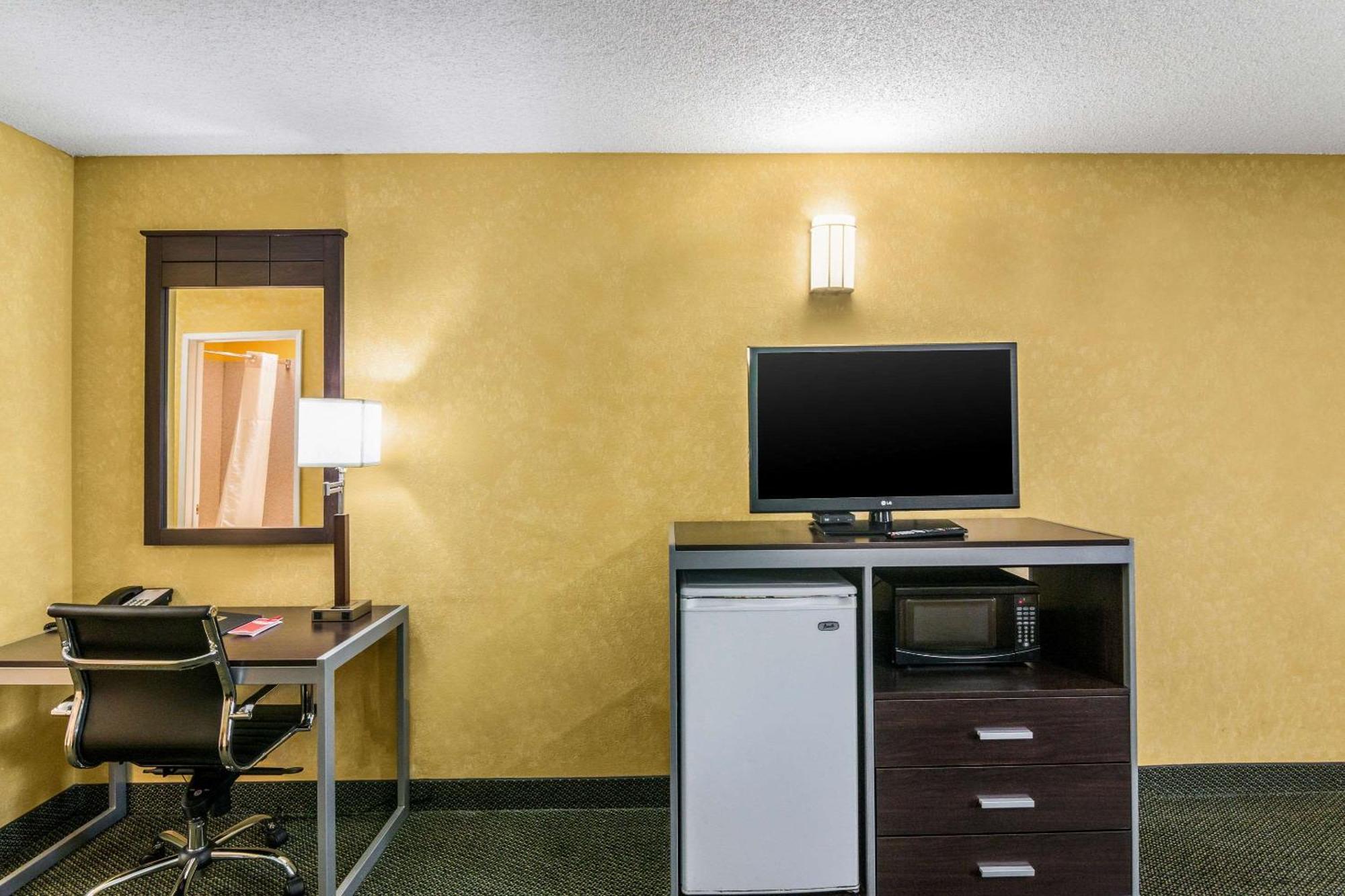 Econo Lodge Hesperia - Victorville I-15 מראה חיצוני תמונה
