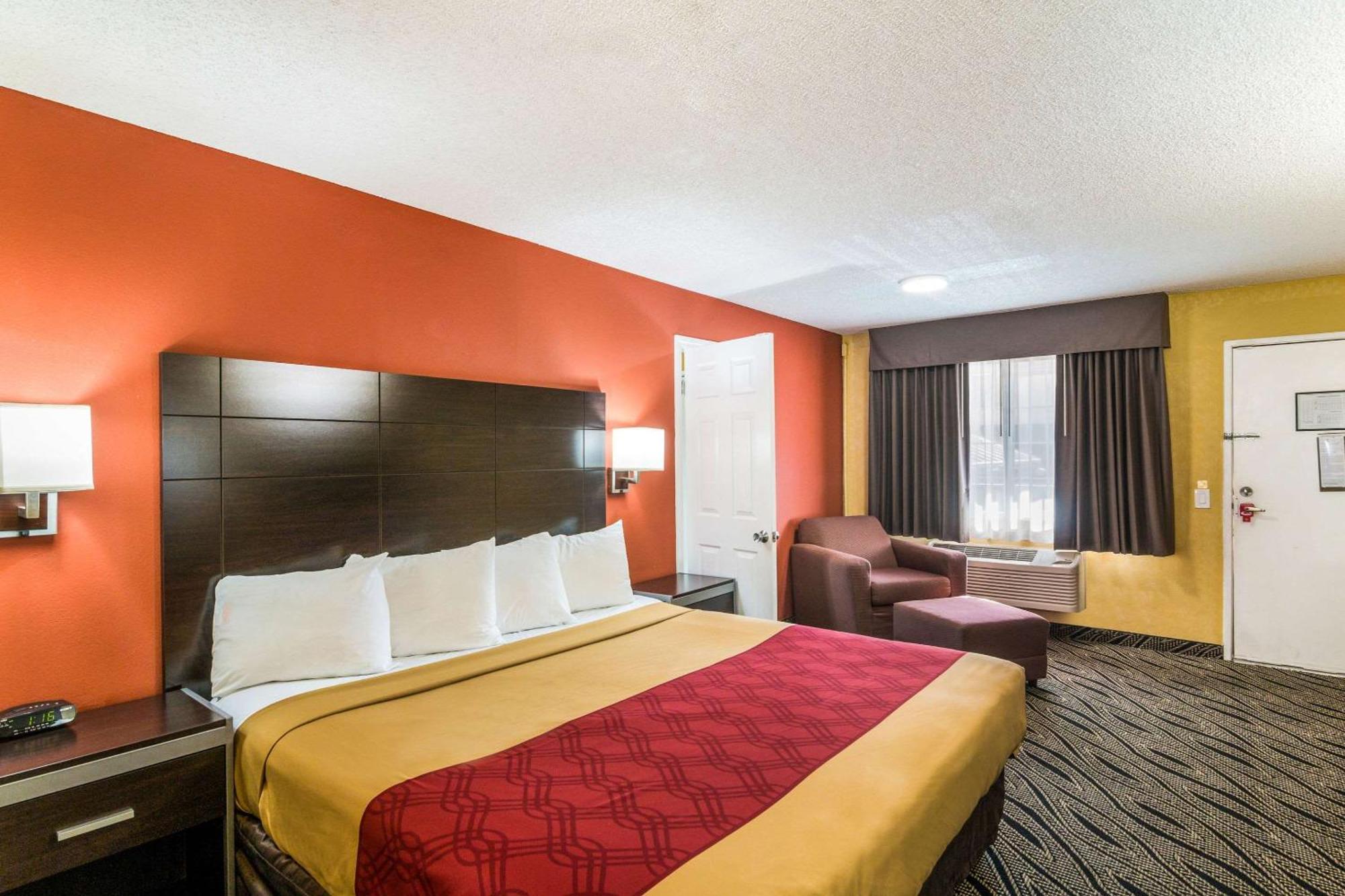 Econo Lodge Hesperia - Victorville I-15 מראה חיצוני תמונה