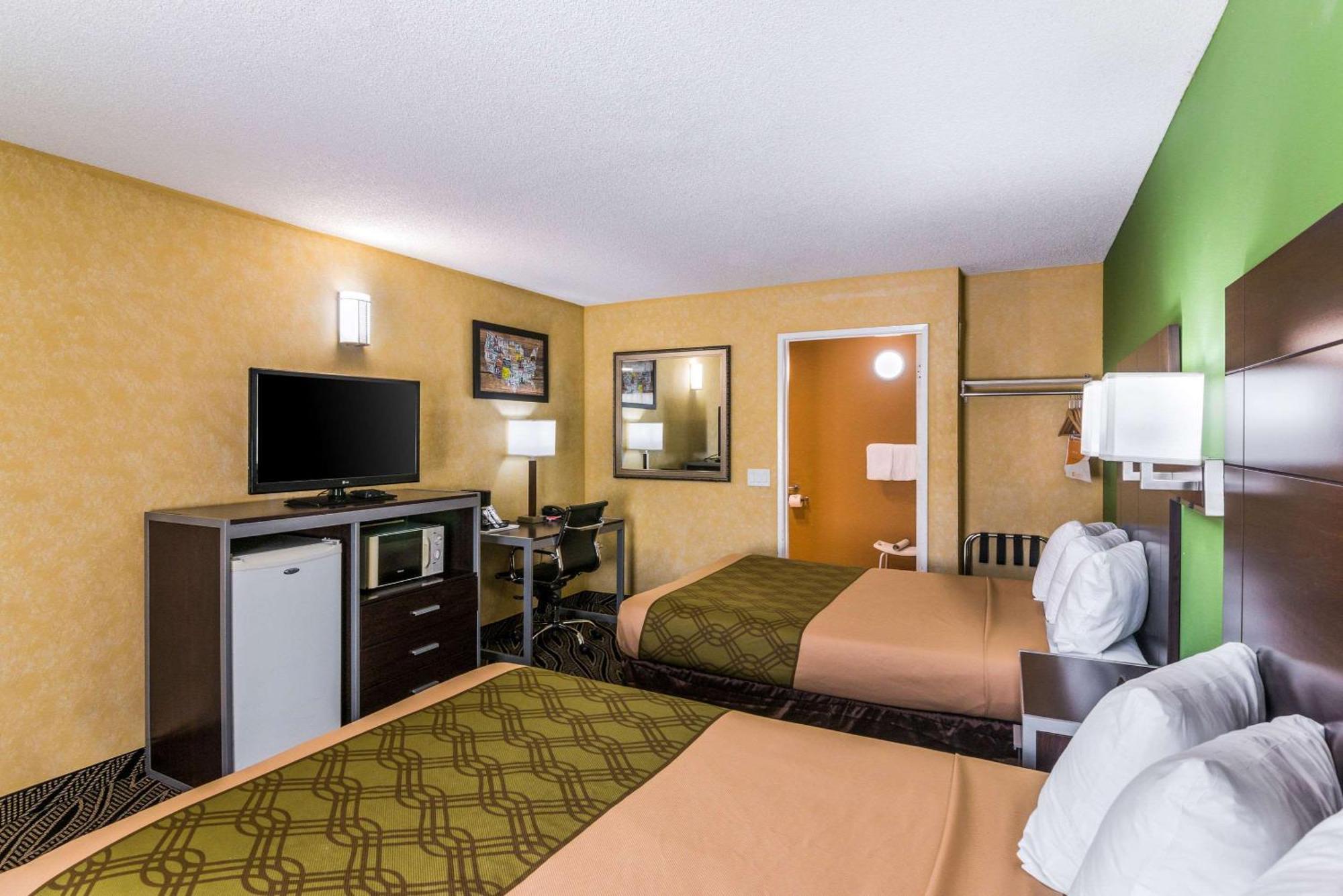 Econo Lodge Hesperia - Victorville I-15 מראה חיצוני תמונה