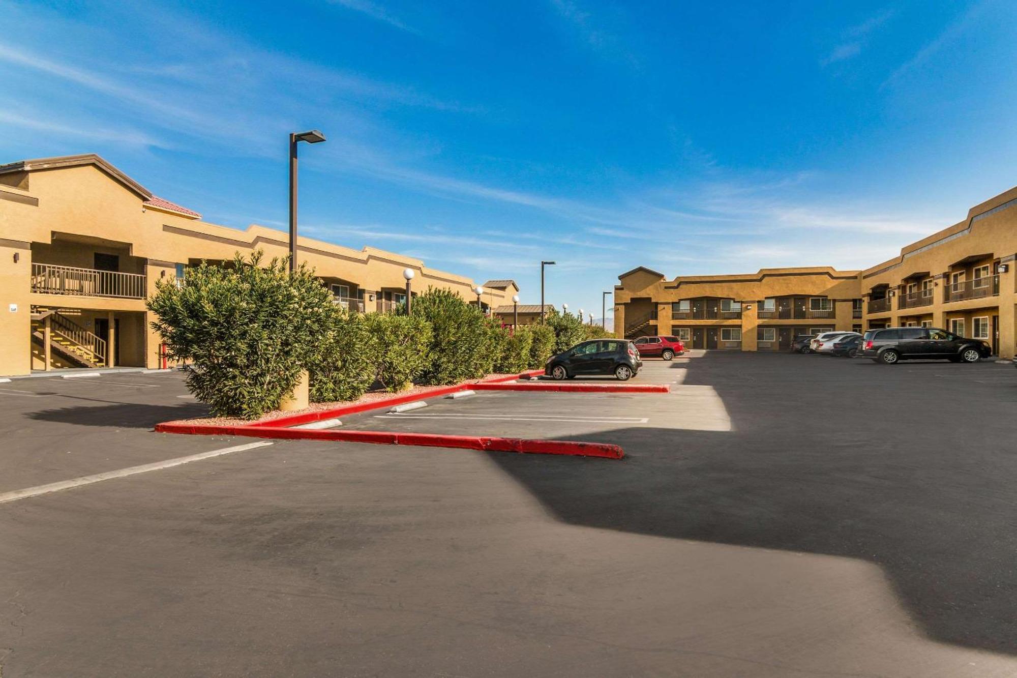Econo Lodge Hesperia - Victorville I-15 מראה חיצוני תמונה